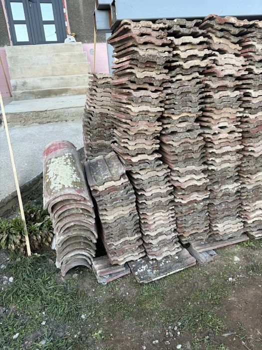 Vand tigla second hand, 2 lei buc.