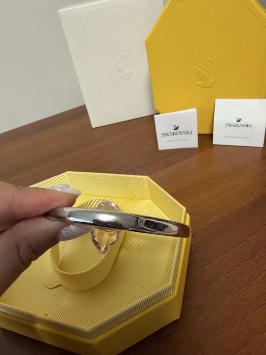 Оригинална твърда гривна Swarovski