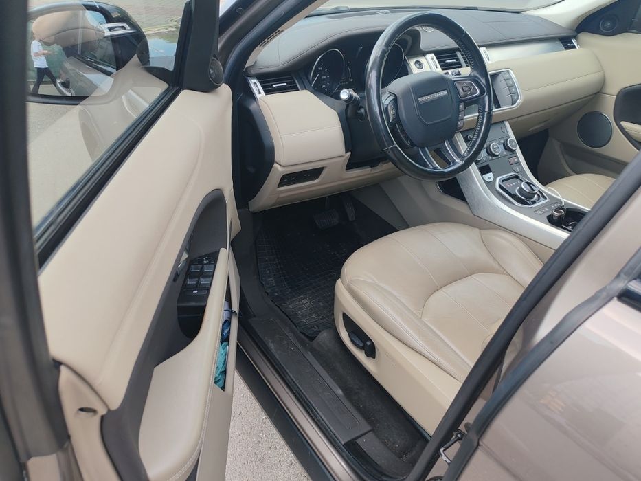 Evoque, unic proprietar, facelift, intretinut