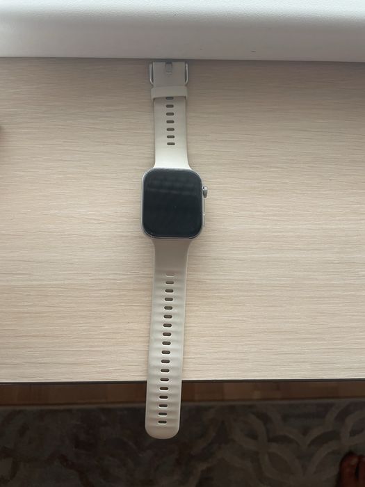 Часовник Huawei watch fit 4
