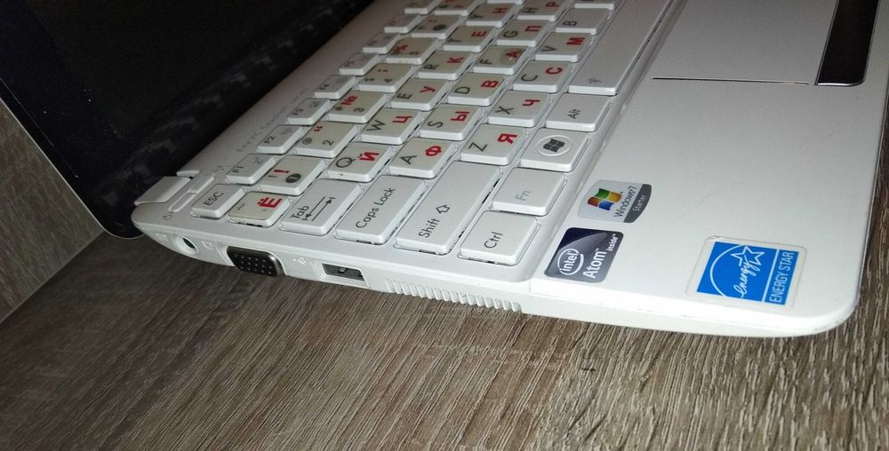 Продам нетбук Asus