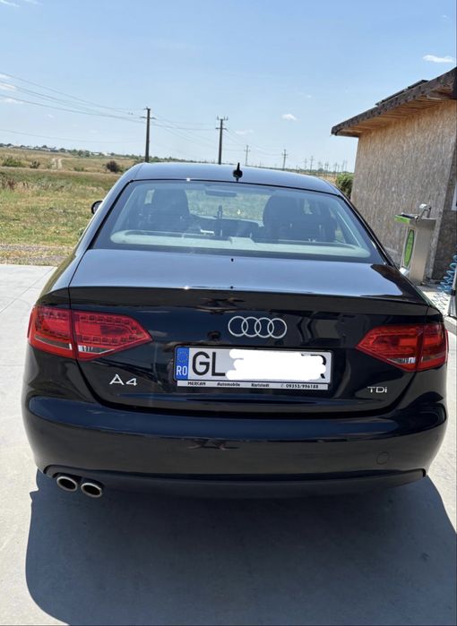 AUDI A4 2011 — imagine 2