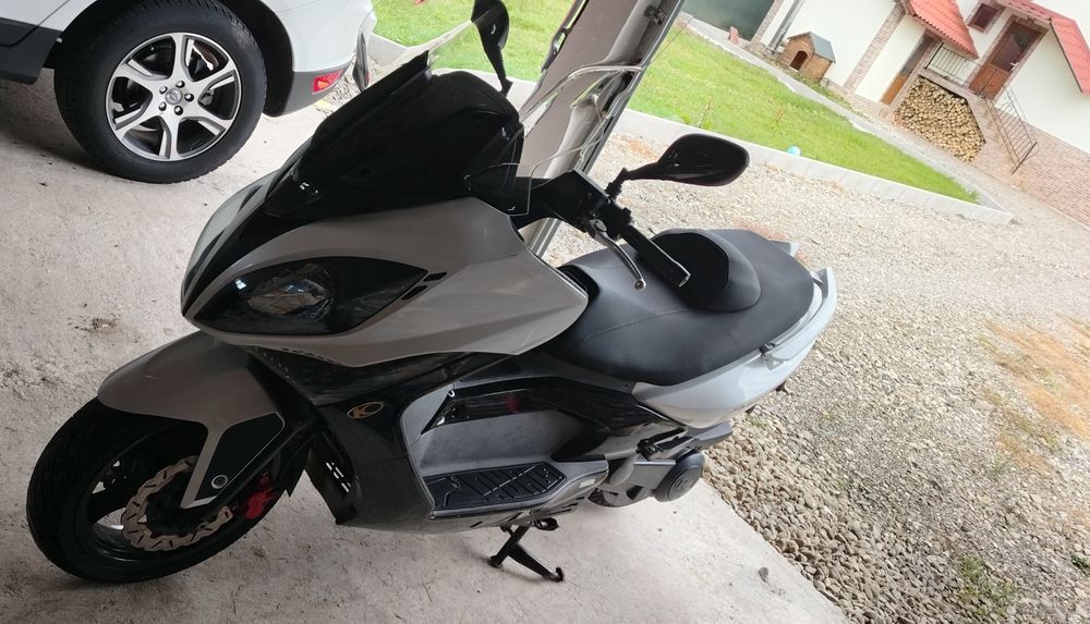 Kymco Xciting 300 R Schimb