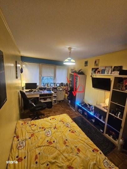 3 camere decomandate, et.1, renovate, mobilate, 68mp, Basarabia- Pta M