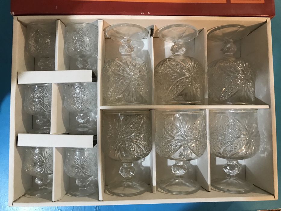 Стаканы и рюмки