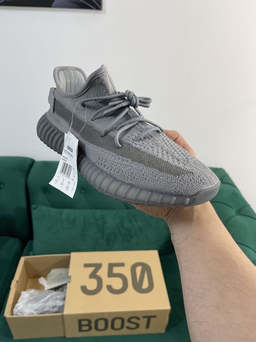 Adidasi Yeezy calitate Premium
