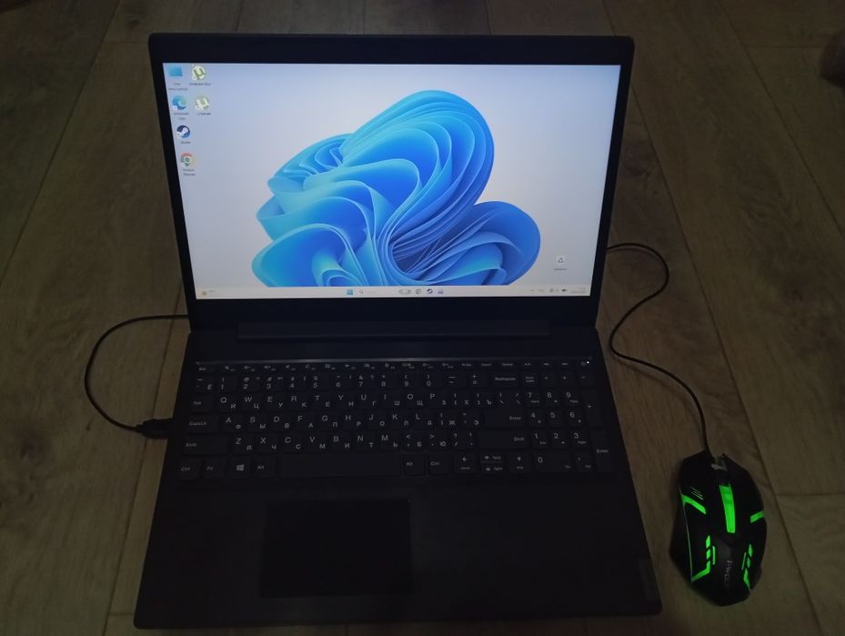 Ноутбук Lenovo..