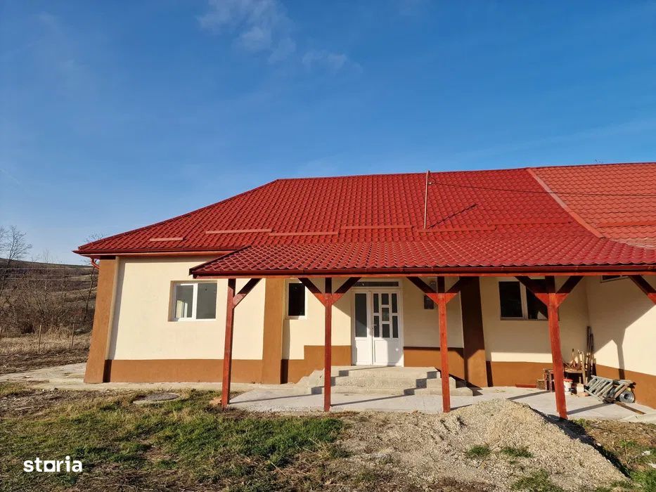 Casa de vanzare l 120 Mp utili l teren 1000 Mp l Apahida
