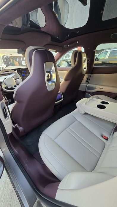 Mi SU 7 max. Zeekr 001 o'rniga. Dop polni karbon diska otamanka salon