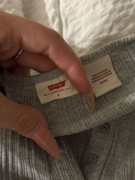 Оригинална дамска блуза Levi’s с копчета | Размер S