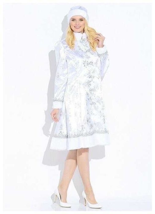 Снегурочки и Деды Морозы костюмы