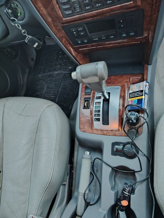 Vând Hyundai Terracan