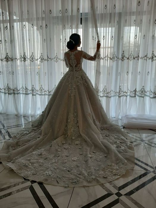 Продам свадебное платье