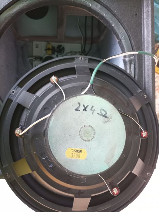 Boxe de podea plus amplificator