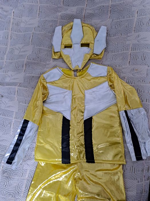 Продам костюм трансформера