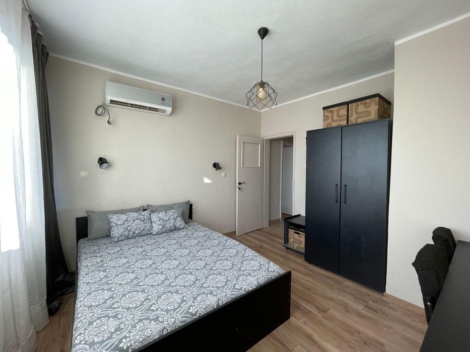 Дава се под наем Тристаен апартамент в Пловдив, Младежки Хълм - 80 кв.м за 488.58 € - Снимка #3