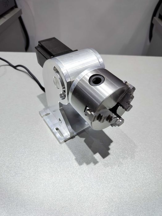 Поворотное устройство для лазерной маркировки