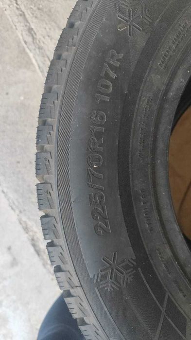Шины зимние R16 225/70
