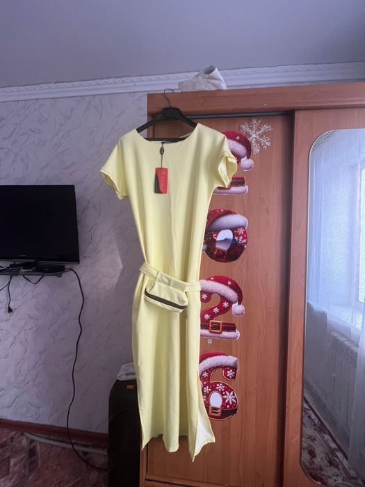 Продается Новые платье