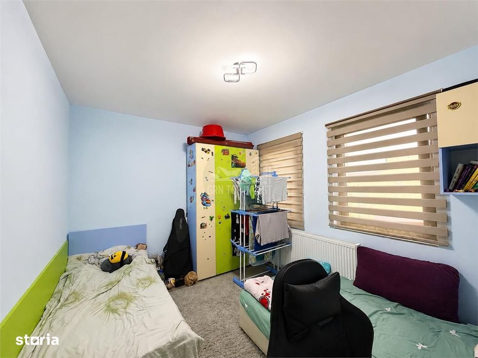 Apartament 3 camere parcare privata zona Selimbar