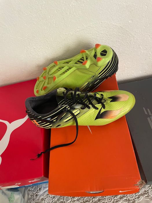 Продавам Бутомки