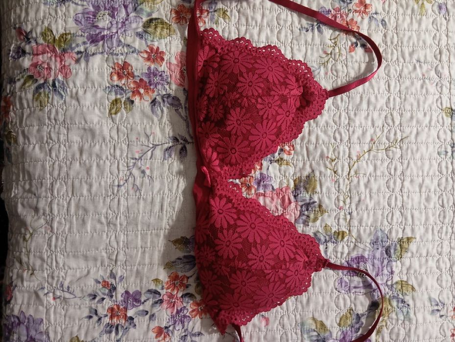 Бюстгальтер почти новая