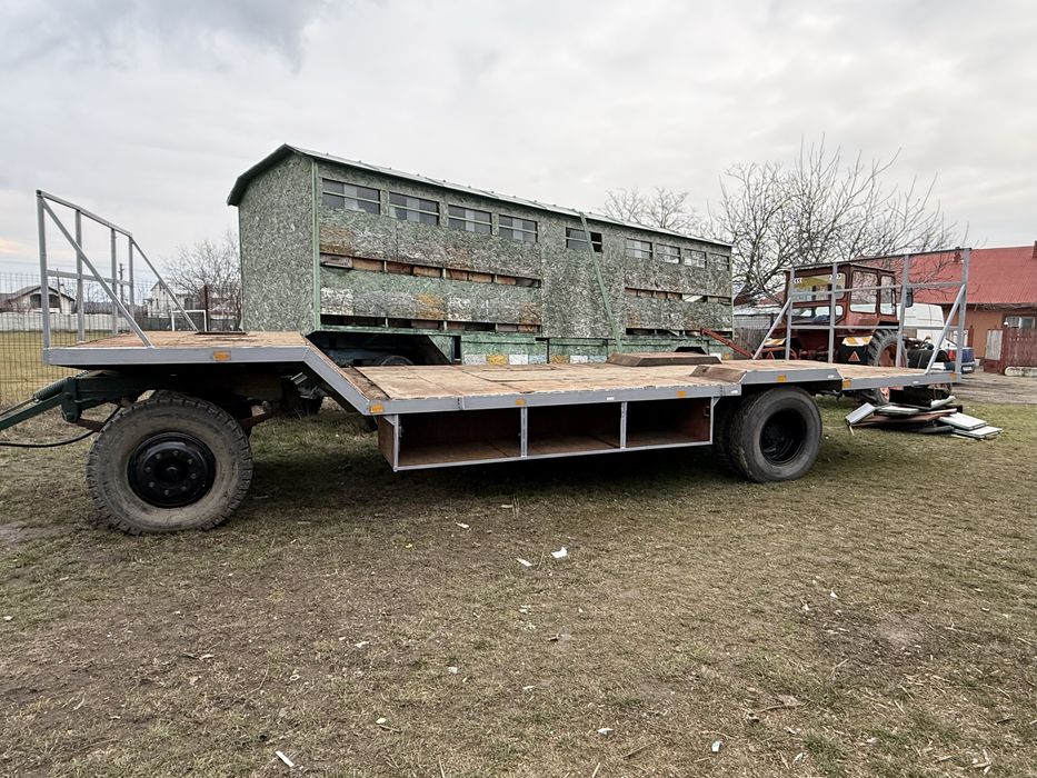 Platforma (Trailer) baloti