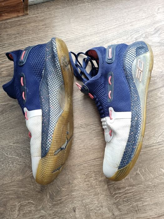 Кроссовки баскетбольные