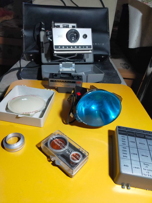 Ретро камера Polaroid