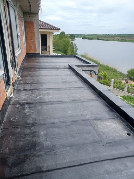 Hidroizolatii terase hale blocuri case vile