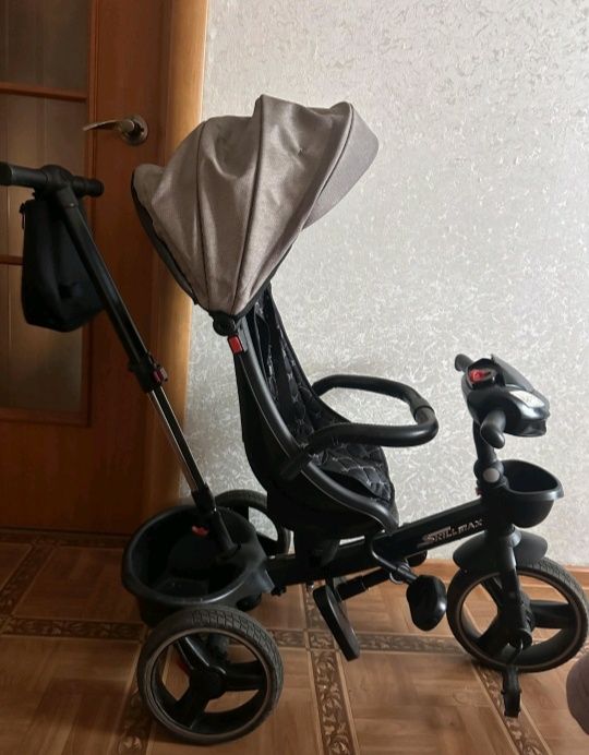 Велосипед трёхколёсный как новый