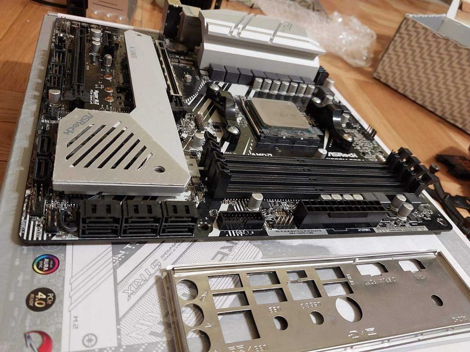 AMD Ryzen 5 5600X + AsRock X570M Pro4