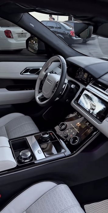 Range Rover Velar P380 First Edition