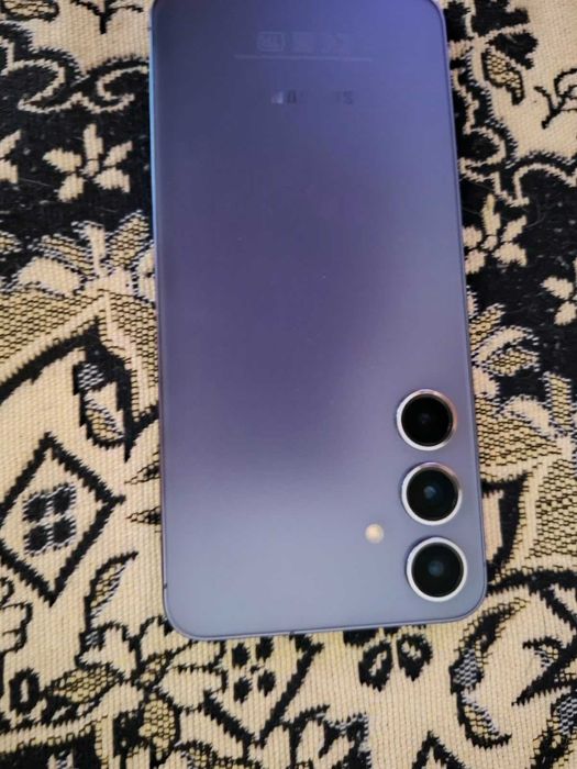 Срочно продам Samsung S24+