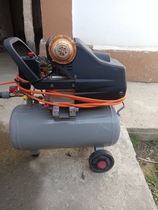 Компрессор 24 литрлик куп ишламаган