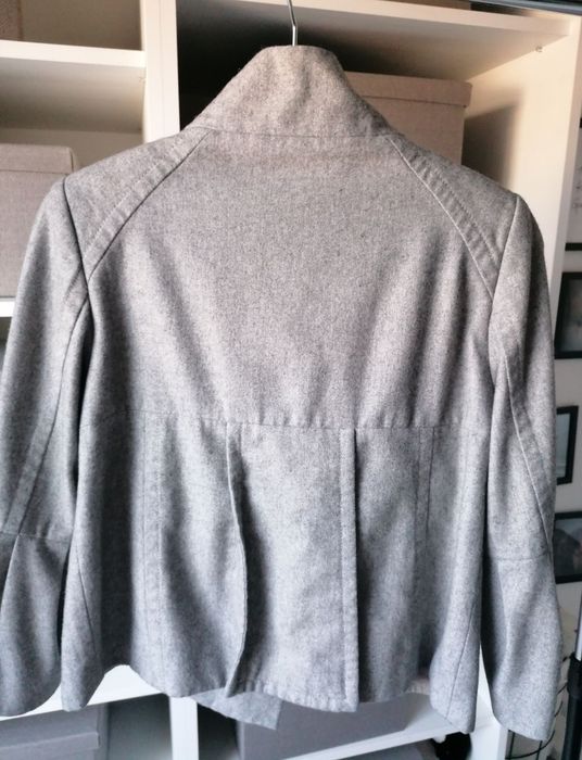 Дамски връхни дрехи