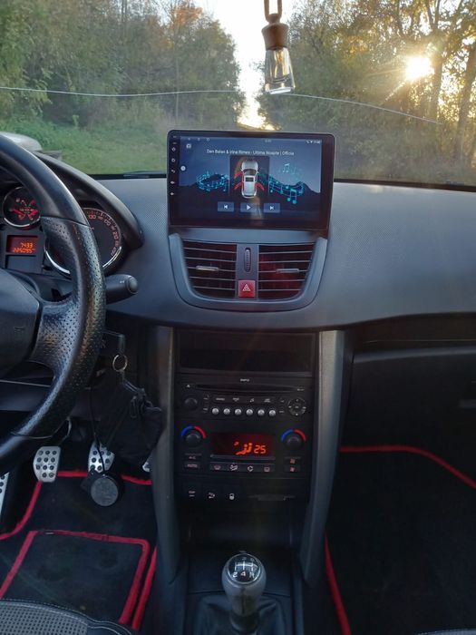 Dezmembrez sau Vând Peugeot 207 RC turbo benzina