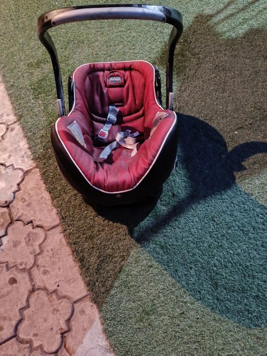 Детское кресло chicco для автомобиля