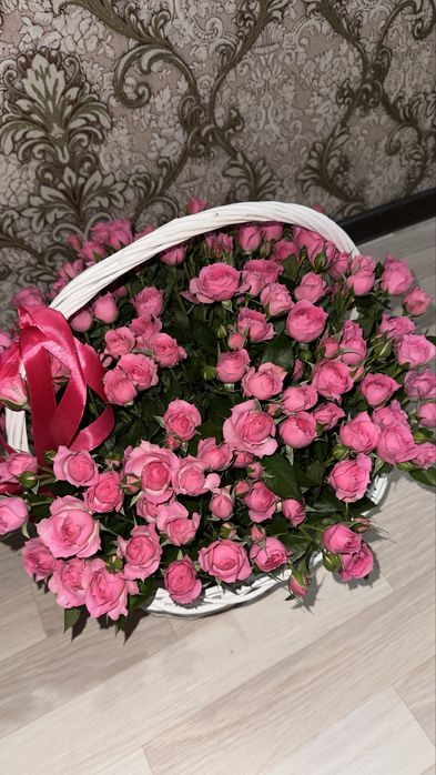 цветы в корзине (букет)