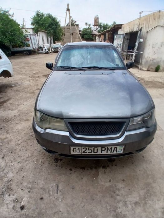 Nexia 2 2015 holati yaxshi