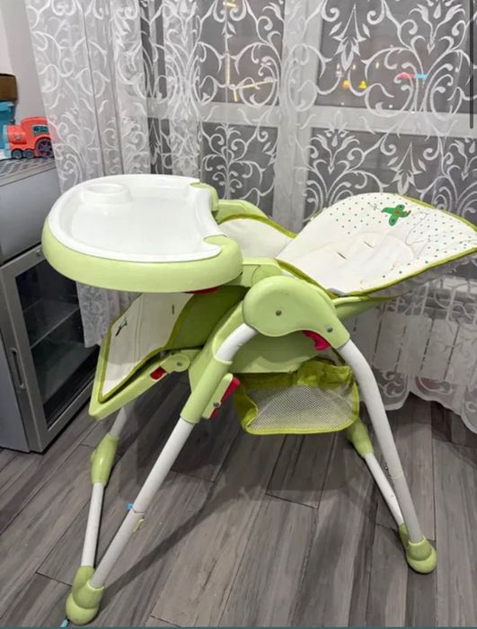 Стульчик для кормления