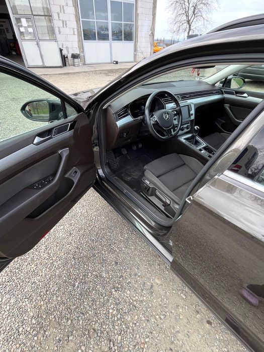 Volkswagen Passat  B8 BlueMotion  Bord digital