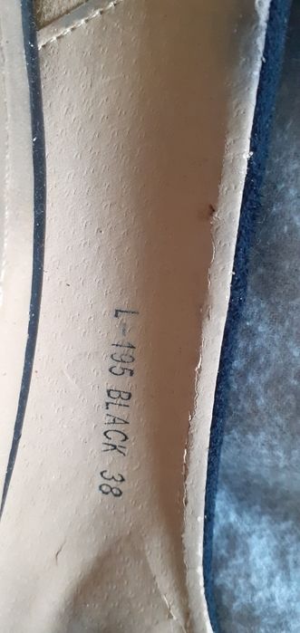 Vand pantofi de dama marimea 38-39