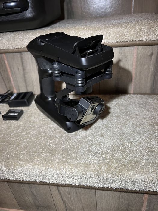Yuneec Steady Grip gimbal cu camera GoPro Hero 4 + Bonus
