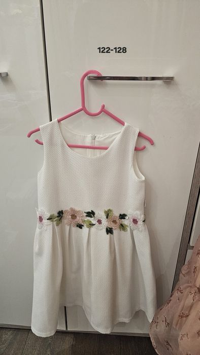 Рокли за момиче 6-8 години