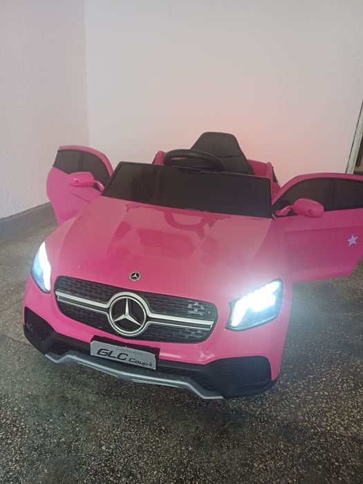 Mașină electrică cu telecomanda