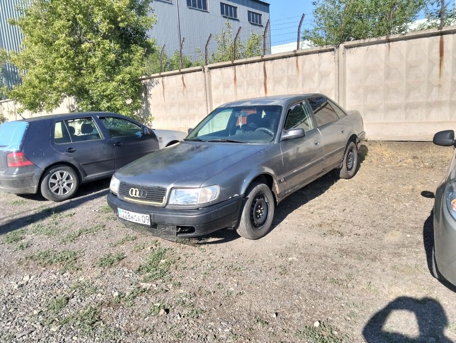 Продам Ауди 100 с4