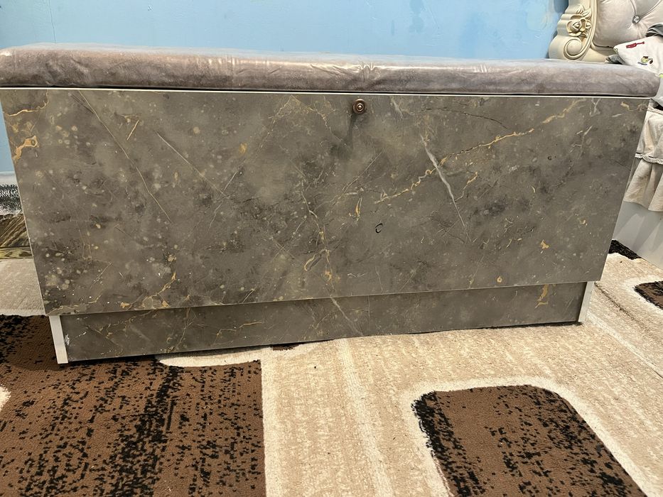 Тумбочка для прихожей