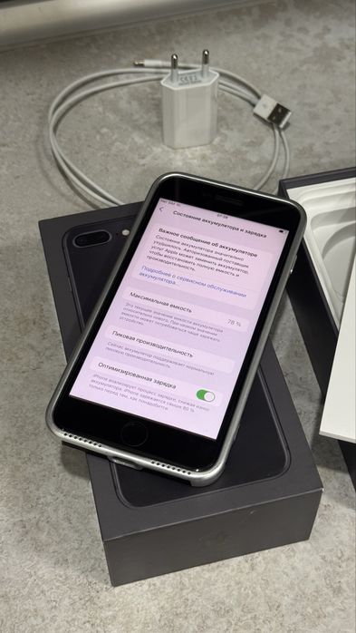 iPhone 8 Plus 64GB без ремонта
