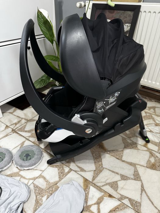 Scoica Besafe izy go modular +baza isofix + accesorii